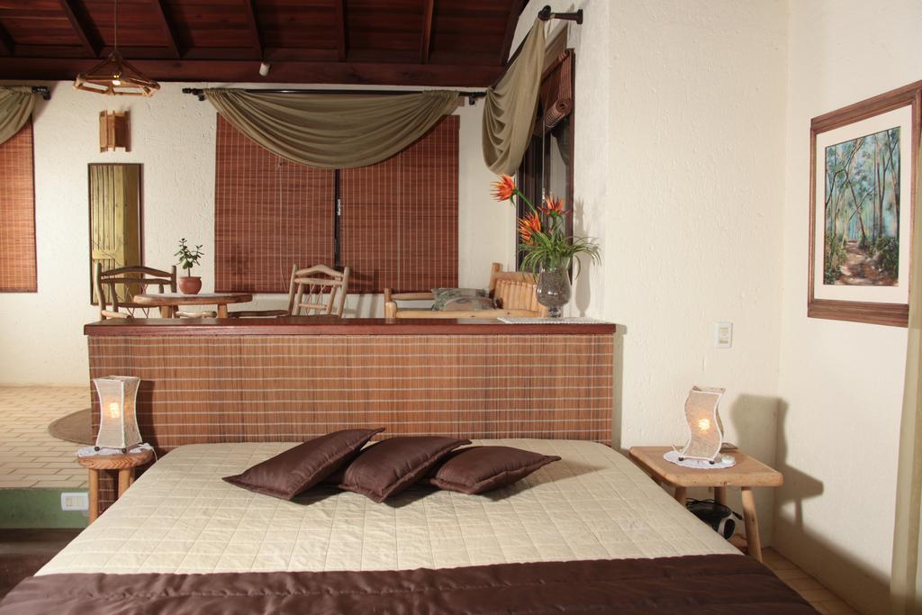 Bangalore Suites Garopaba Zimmer foto